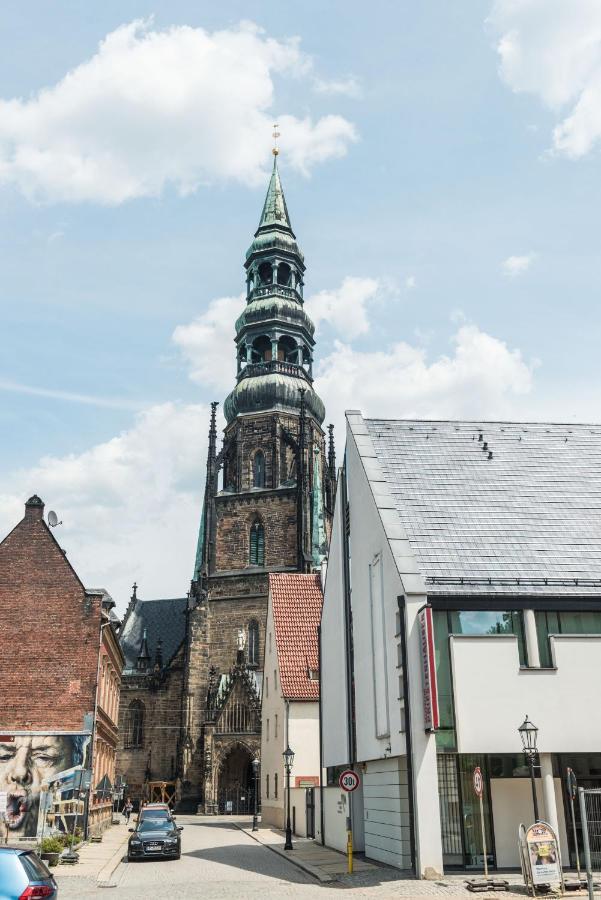 Luxus Stadthaus Am Dom Цвиккау Экстерьер фото